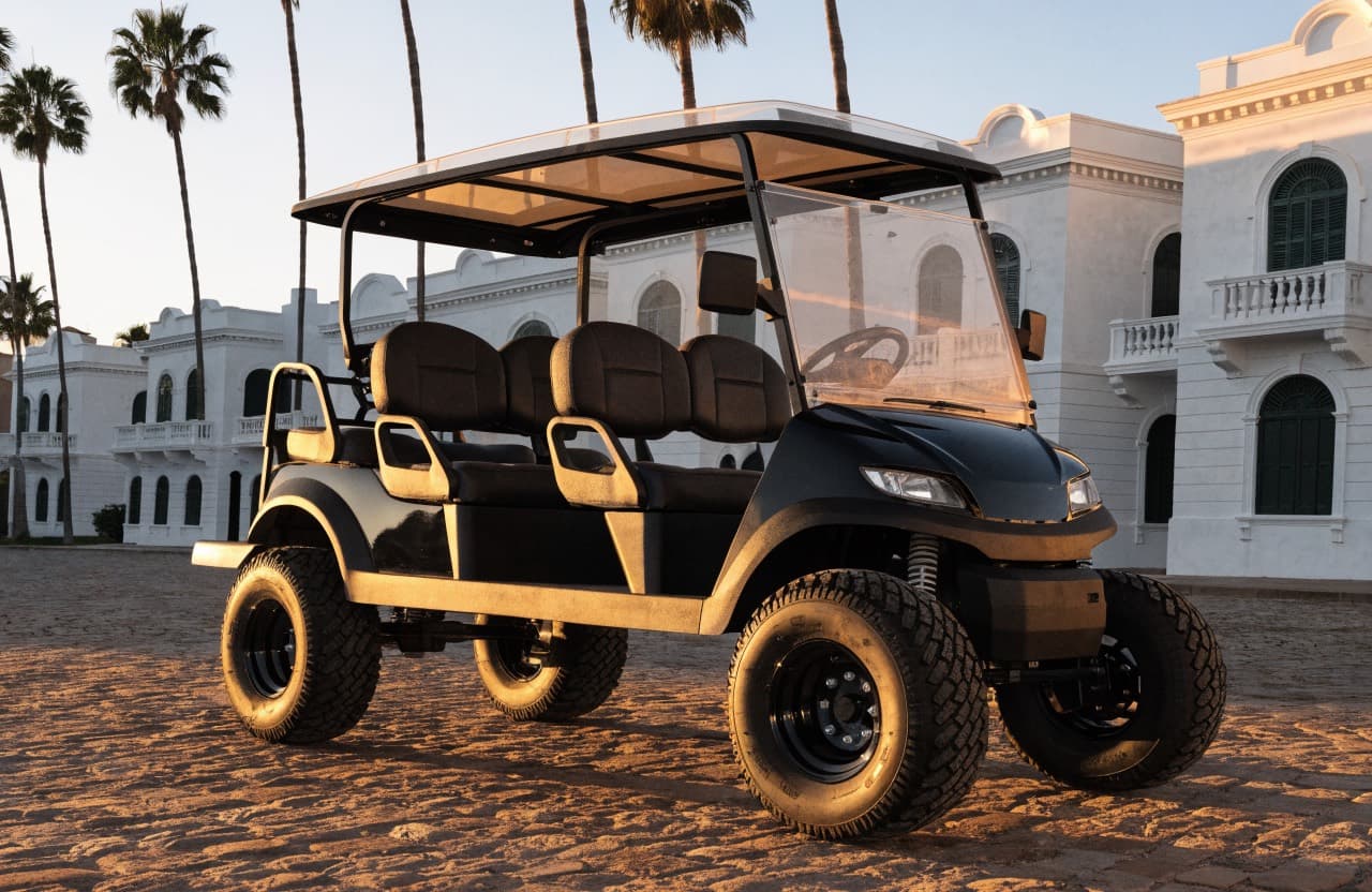 Off-Road 6-Seater — La Romana
